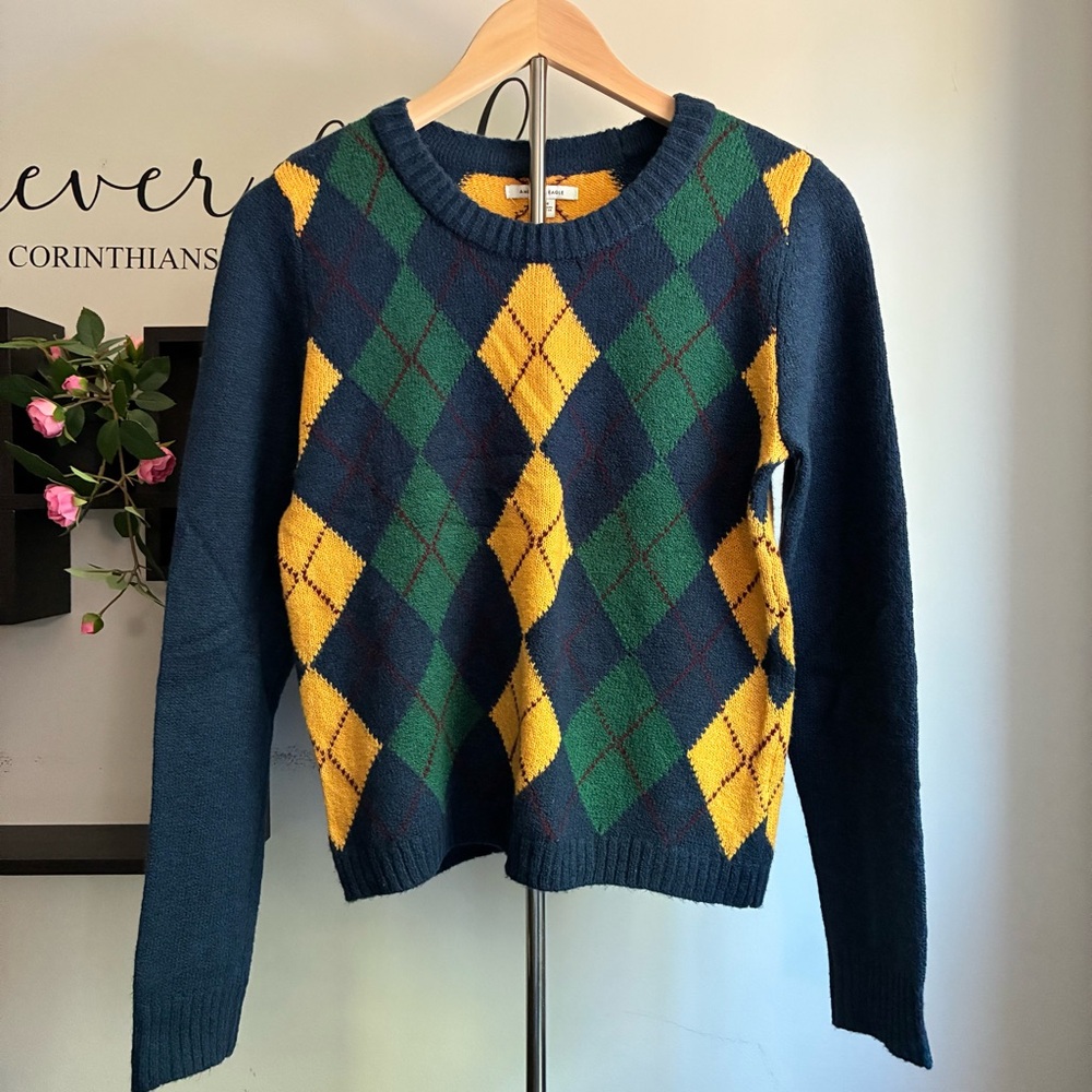 American Eagle Outfitters Dark Blue and Yellow Knit